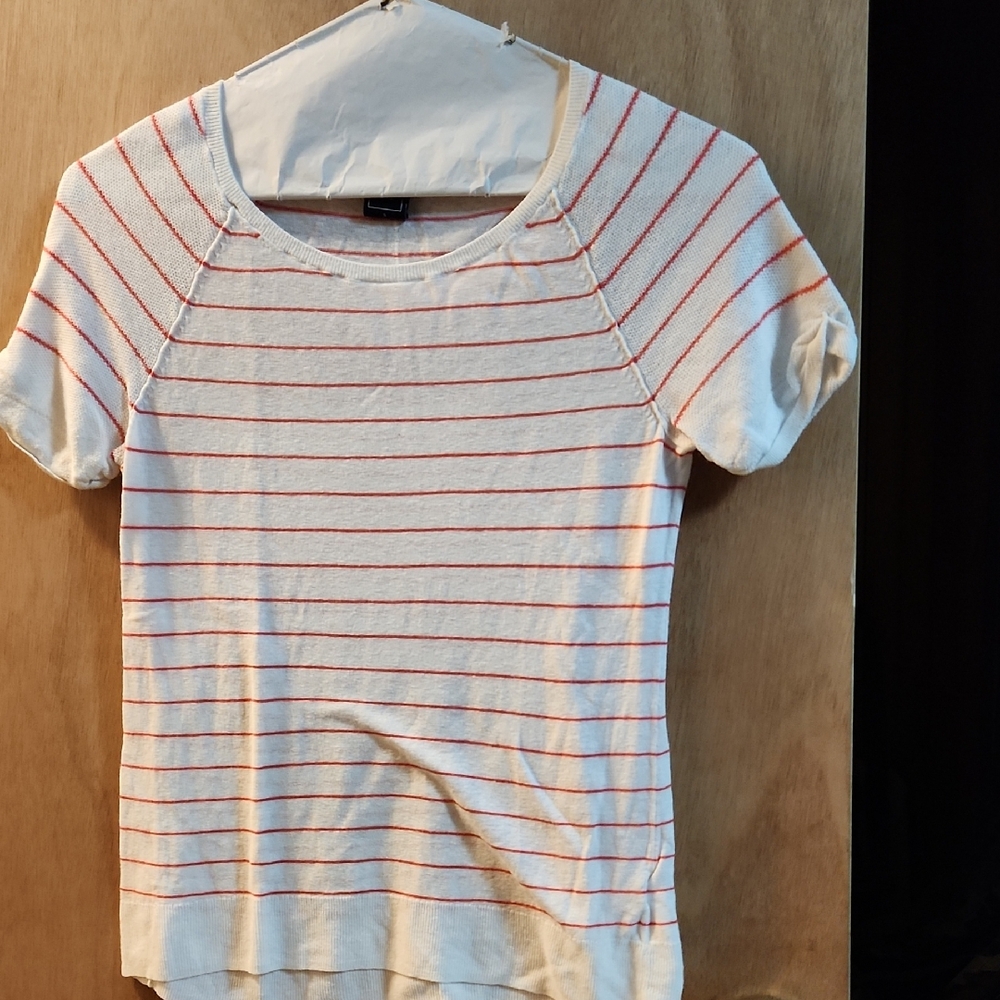 GAP Red and White Striped Short Sleeve Tee